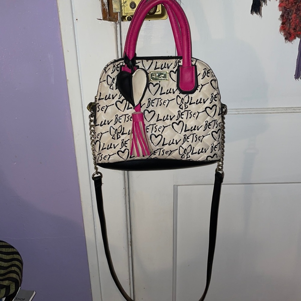 Luv Betsey purse